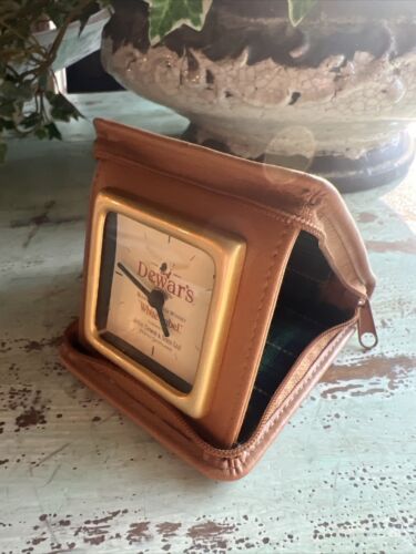 VINTAGE DEWAR'S WHITE LABEL SCOTCH WHISKEY TRAVEL ALARM CLOCK ZIPPERED CASE EUC - Picture 3 of 5