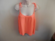 NWT $70 Gianni Bini Melon Colored Breezy Lightweight Chic Pleated Top L