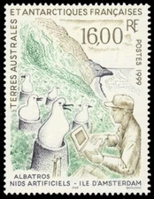 FRENCH ANTARCTICA 252 - Albatross Study on Artificial Nests (pb90484)
