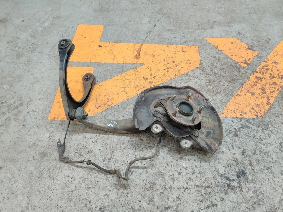 2006 LEXUS GS300 3.0 PETROL RIGHT FRONT WHEEL HUB STEERING KNUCKLE 89542-30260 - Image 2 of 4