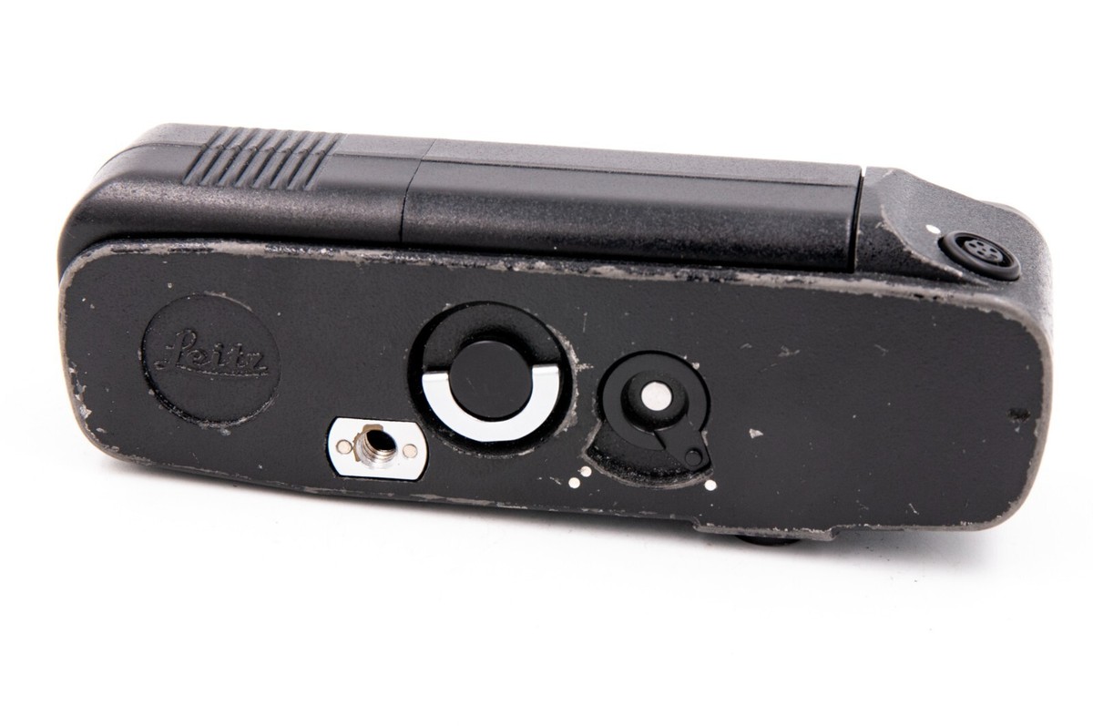 ライカLEICA MOTOR WINDER R4 モータードライブ　　　　G81 ライカLEICA MOTOR WINDER R4 モータードライブ G81 - メルカリ