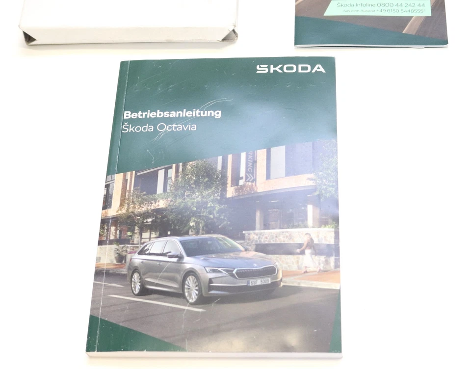 Skoda Octavia IV NX PV5 Facelift Bordbuch Bedienungsanleitung Betriebsanleitung - Bild 4 von 4