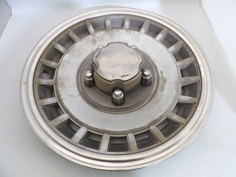 Tapacubos Ford F150 1979 1980 1981 1982 1983 1984 1985 1986 14987 1988-1996 Foto 4 de 4