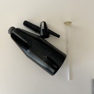 ISI 1 Liter Black Soda Maker Siphon Used