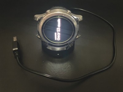 Samsung Gear S3 Classic Smartwatch with Charging Stand & Original Box 