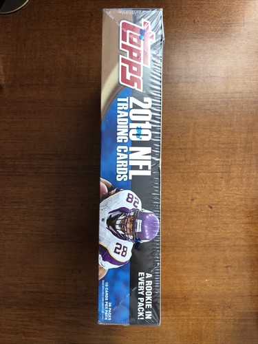 2010 Topps Football NFL Sealed 36 Pack Box - Inc Auto or Relic - Picture 4 of 6