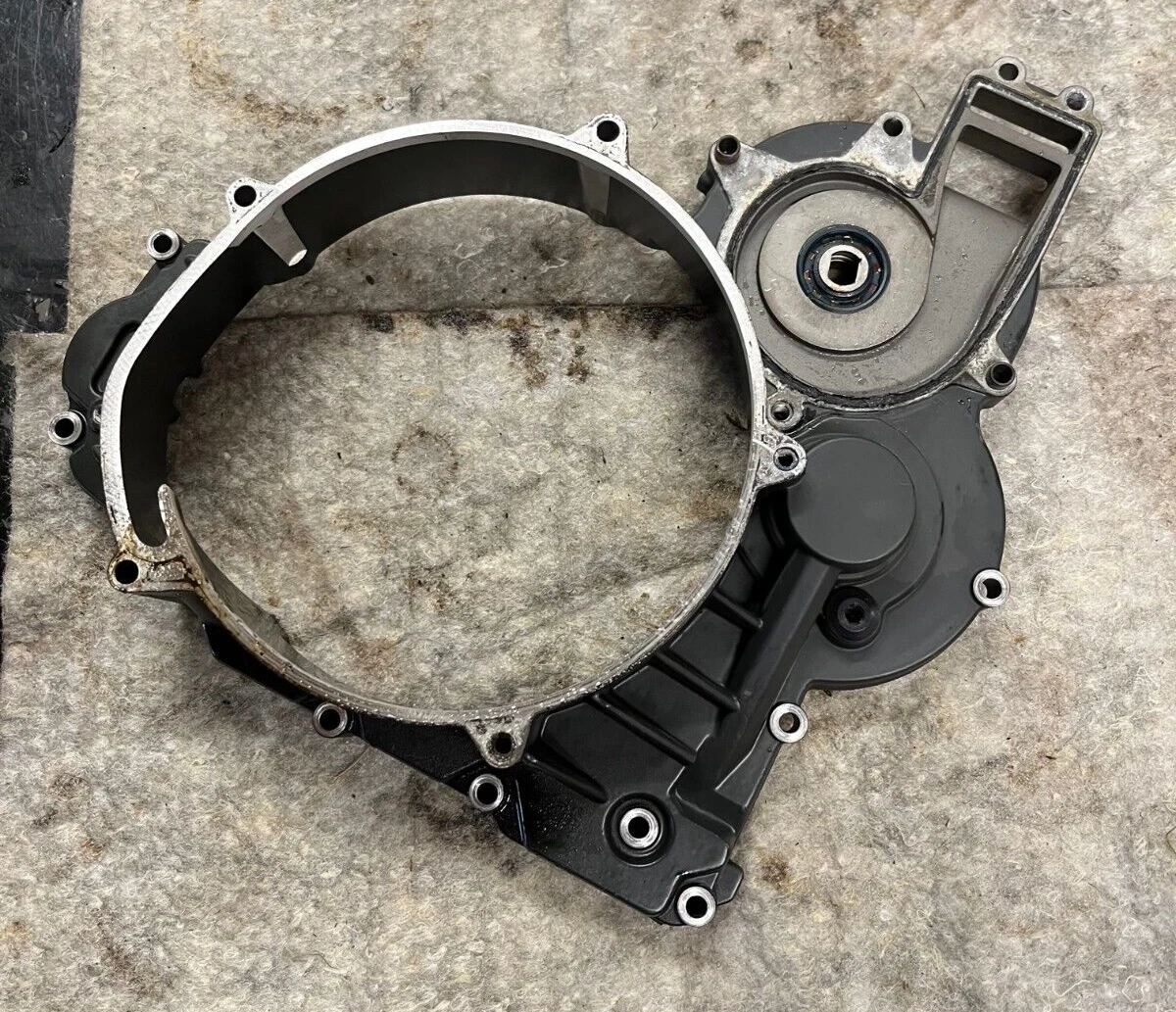 RIGHT INNER CLUTC ENGINE COVER SUPER DUKE R ADV RC8 1090 1190 1290 