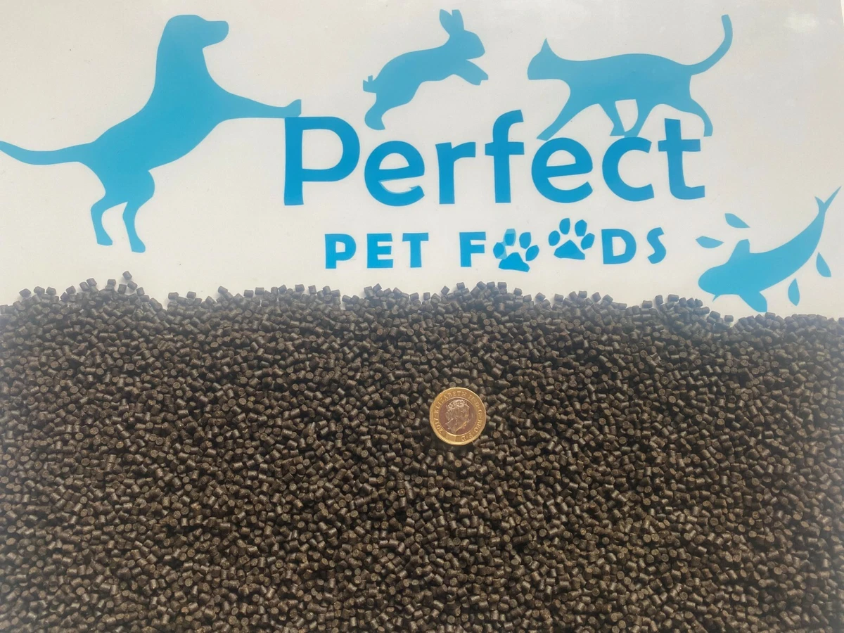 Sinking top pond pellets