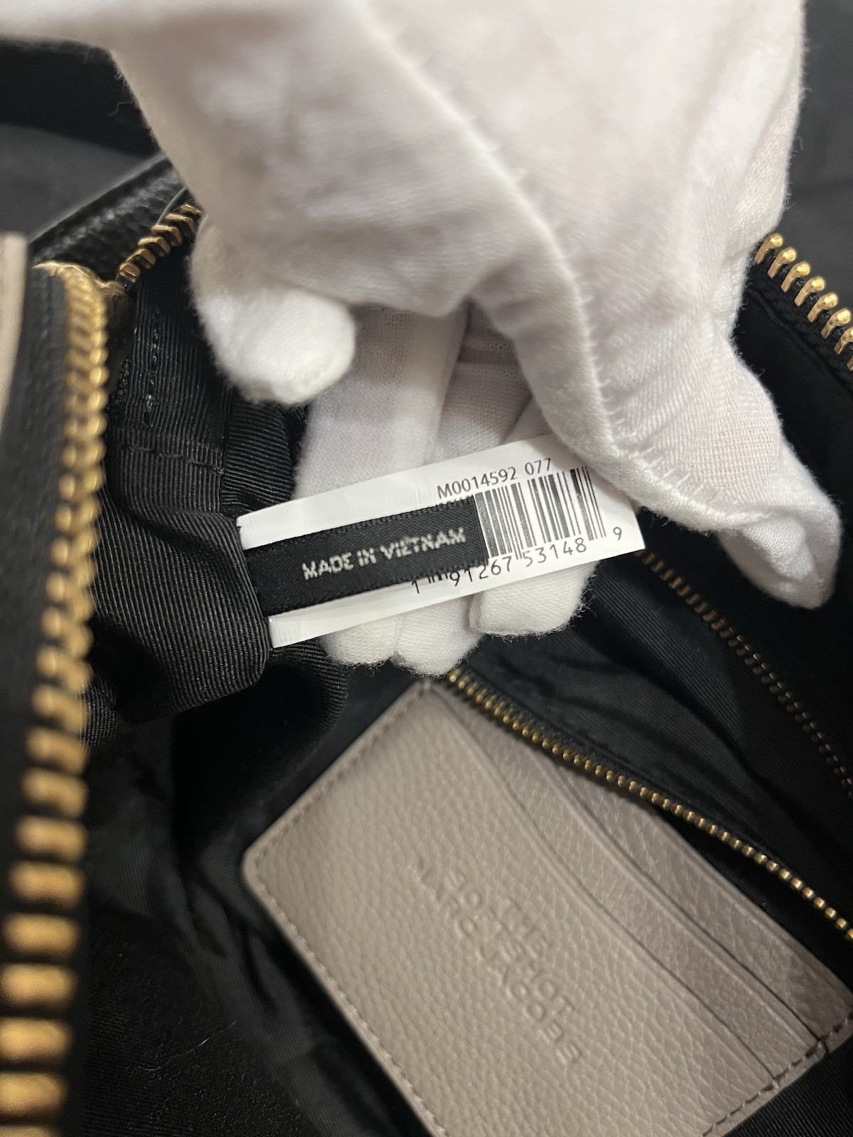 marc jacobs Lychee-patterned cowhide camera bag - image 15