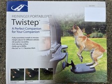 Heininger 3052 Portable Pet Twistep for SUV - Black
