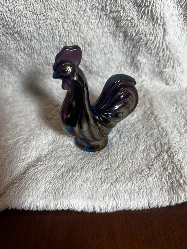 Fenton Purple Carnival Glass Mini Rooster Figurine. 2 7/8” Tall