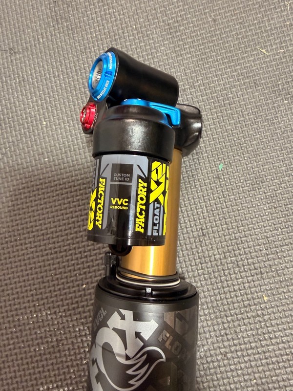 2025 Fox Factory Float X2 205x65 trunnion
