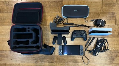 Nintendo Switch OLED 128 GB - Ultimate Bundle with OEM Accessories