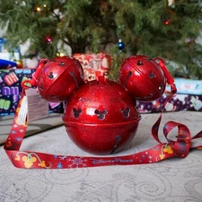 DisneyParks Mickey Mouse Light Up Shaped Red Glitter Jingle Bell Sipper NEW