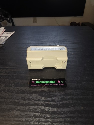 SONY BC-7F Original OEM GumStick Ni-Cd  Battery Charger NC-5WM TESTED WORKS