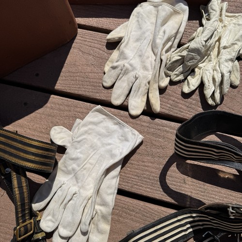 Vintage Knights Templar Masonic & “In Hoc Signo Vinces” 2 Belt w/Case & Gloves - Picture 8 of 17