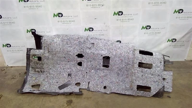 Alfombra interior trasera Ford Expedition 2018-2021 JL1B-7813000-CJ3JA6 Foto 3 de 4