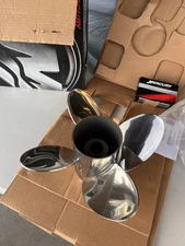 MERCURY MARINE SS PROPELLER- VENSURA 14R21 48-825902A48 4 BLADE W/ HUB ASSY KIT