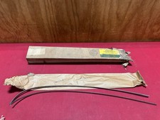 Nos 1953-1954 Lincoln 2 Door Door Edge Guards Molding Bh-19292-b Nos 1953-1954 Lincoln 2 Door Door Edge Guards Molding Bh-19292-b