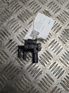 Volkswagen Golf V 2005 Diesel 1kW Turbolader Druckwandler Magnetventil DRA16377