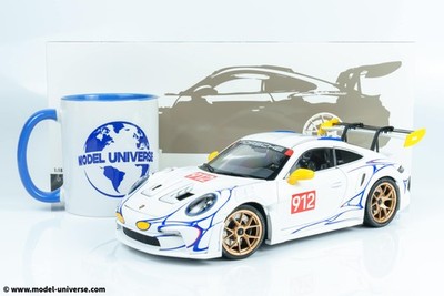 Minichamps - 1:18 Porsche 911 (992) GT3 RS No.912 Livery - Limited
