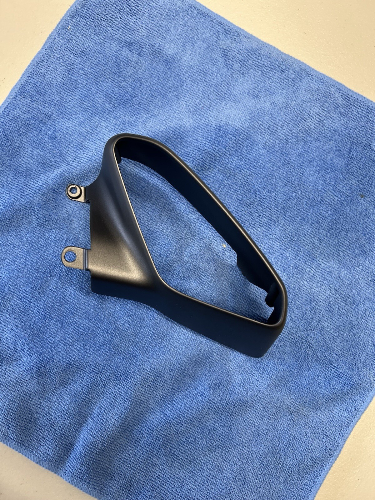 Genuine Ferrari 488 dashboard trim set. 4 piece air vent trim in magnesium. OEM