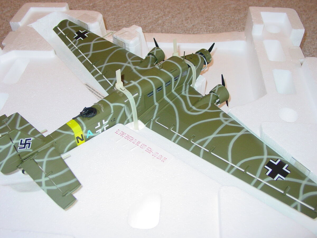 Franklin Mint Armour diecast Junker Ju 52-3m Luftwaffe Franklin Mint Armour diecast Junker Ju 52-3m Luftwaffe