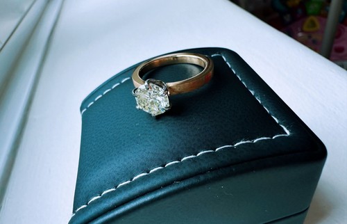 Stunning 1.78ct Diamond Brushed Gold 14ct & 950 Engagement Ring - H/VS2 Size M - Picture 4 of 9