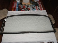 DDR WARTBURG 311/312 Windschutzscheibe vorne kpl.mit Dichtung und Zierleisten