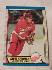 1989 STEVE YZERMAN O PEE CHEE OPC NHL HOCKEY CARD #83 DETROIT RED WINGS CANADA