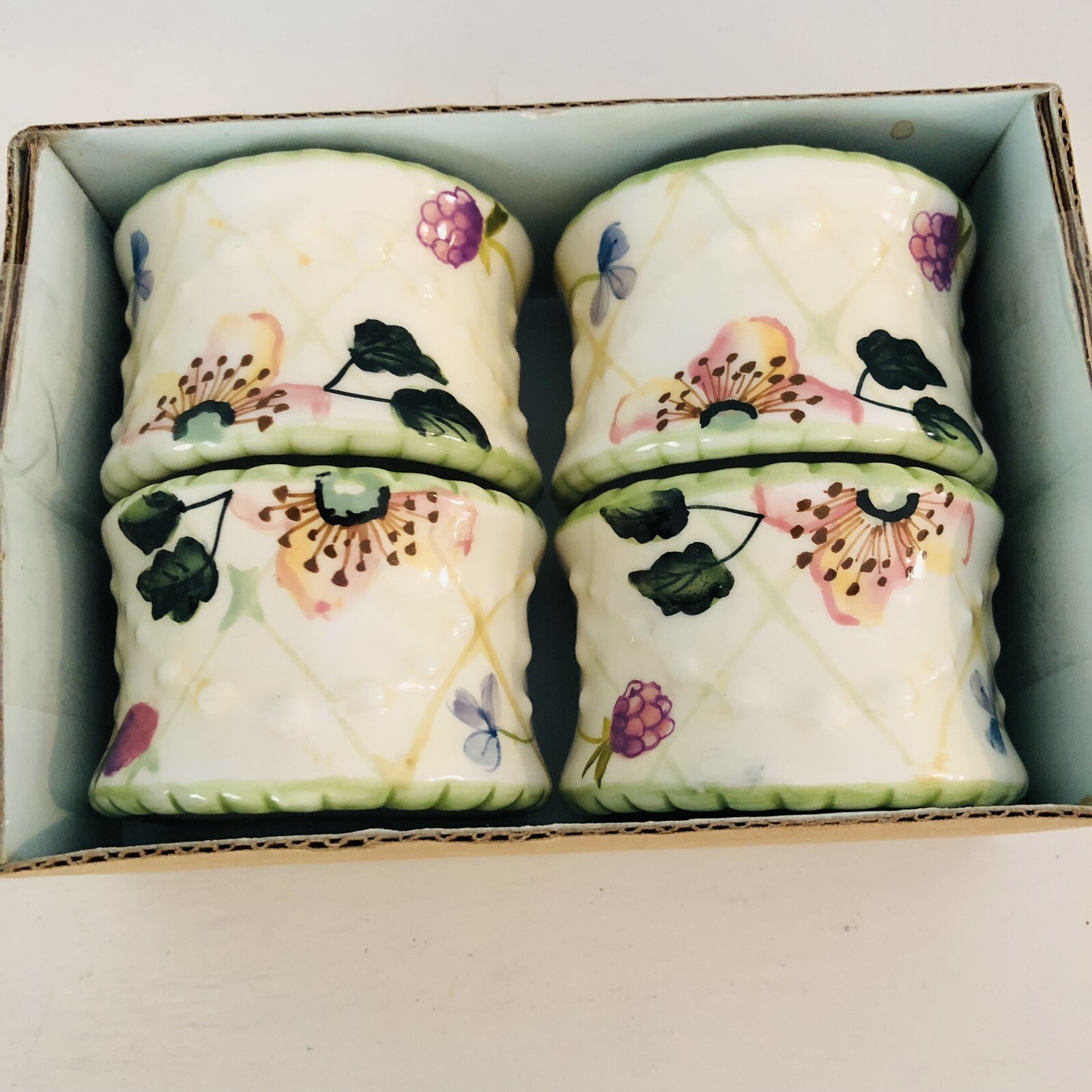 VTG Ceramic Napkin Ring Holders Tracy Porter Evelyn Collection Floral Cottage