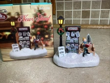 FG Square Lighted News Stand- Working - 4.5” Tall