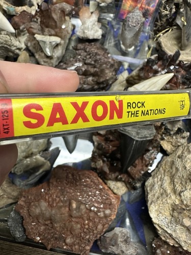 1986 SAXON ROCK THE NATIONS HEAVY METAL CASSETTE SOUTH YORKSHIRE ENGLAND - Picture 4 of 4