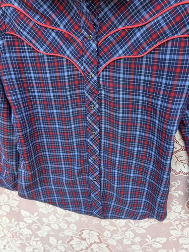 Vintage Miss Rodeo America Blouse Western Shirt White Pearl Snaps Size Medium - Picture 9 of 18