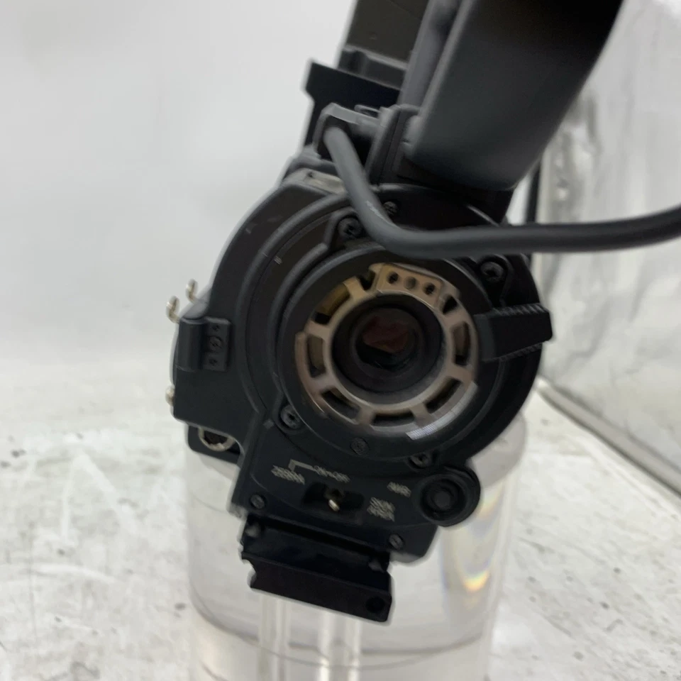 JVC GY-HD100 High Definition Mini DV Camcorder. No Lens W/battery Pack Untested - Image 3 of 4