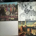 Beatles & Pink Floyd vinyl LPs Job Lot x4; Animals, Wall, Revolver,Sgt Pepper