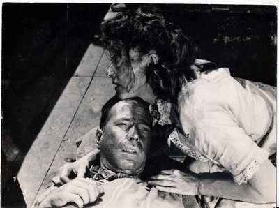 African Queen - Kathleen Hepburn - 2 Pressefotos - s/w 18x24cm (14)