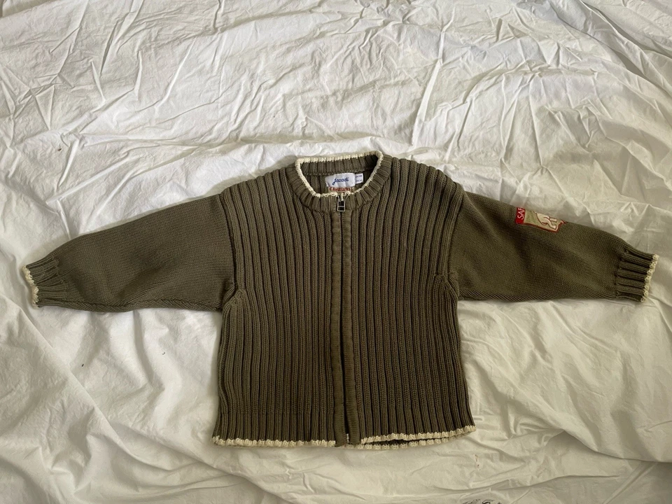 Suéter Acanalado Jacadi Boys Safari Cremallera 2T Verde Oliva Foto 4 de 4