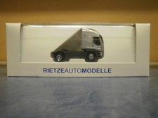 Rietze LKW Iveco Stralis/Aerop.  SZM silbermetallic