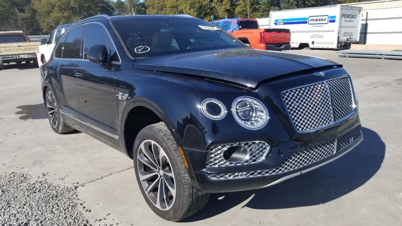 Bentley Bentayga Cowl panel