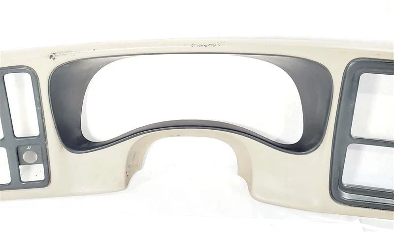 Dash Bezel Trim Has Wear OEM 2004 Chevrolet Silverado 3500 - Image 4 of 4