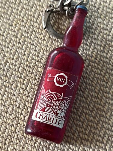 Vintage Keychain Bottle Alcohol Charlie Impressive - Imagen 1 de 2
