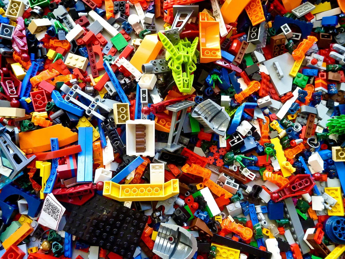 Lego 2 Pounds Parts Pieces HUGE BULK LOT Bricks Blocks Star Wars City Legos