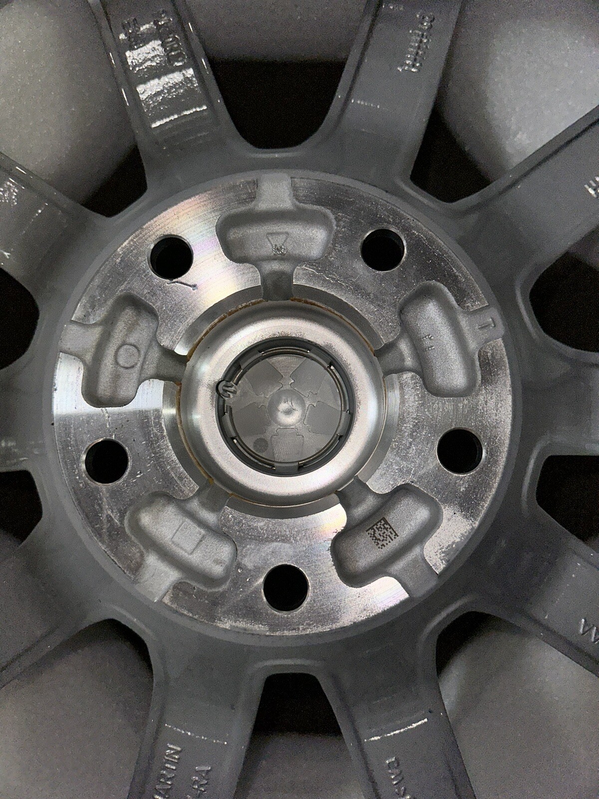 2022 Aston Martin Oem Wheels