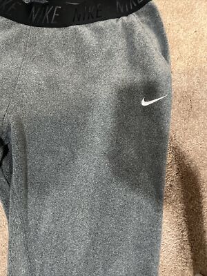 grey nike capris