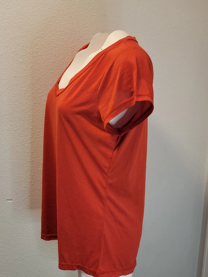 Camiseta deportiva de manga corta Xersion para mujer talla grande Foto 3 de 4