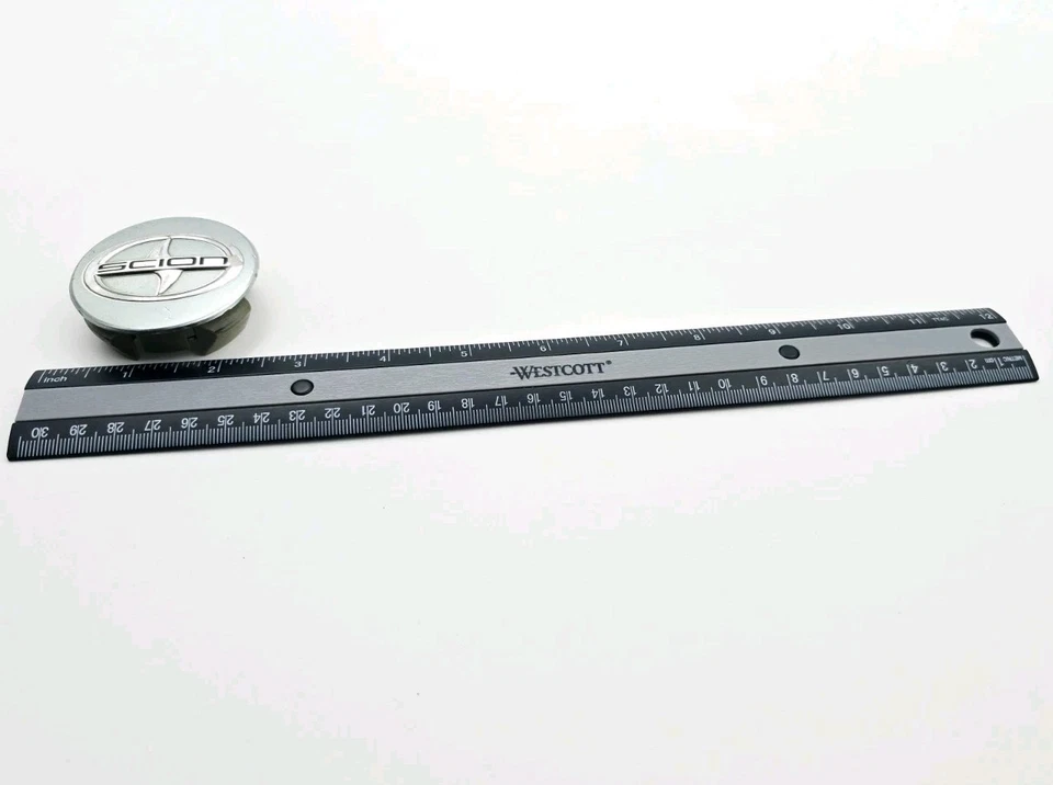 2005-2011 SCION TC XB XD OEM TAPACUBOS TAPACUBOS EMBLEMA INSIGNIA CROMADA Foto 2 de 3