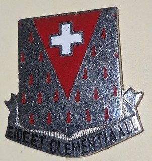 320th Medical Battalion DI DUI UNIT CREST INSIGNIA PIN