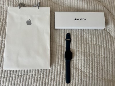 Apple Watch SE 3 GPS 40 mm   Mitternacht Aluminiumgehäuse & Sportarmband S/M