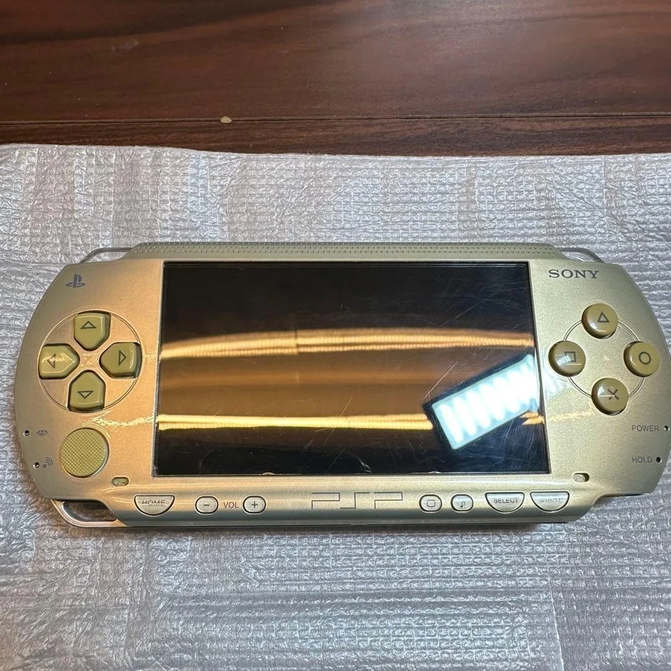 PSP 1000 Console, Champagne Gold, 4837 From Japan - Image 3 of 4